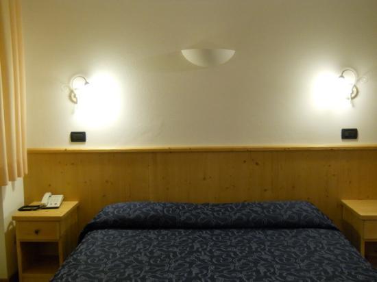 Hotel Bleis Ponte Di Legno Eksteriør bilde